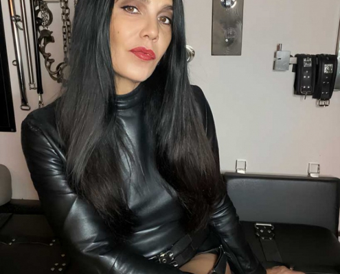 Madame Kyra, Domina in Duesseldorf, North Rhine-Westphalia